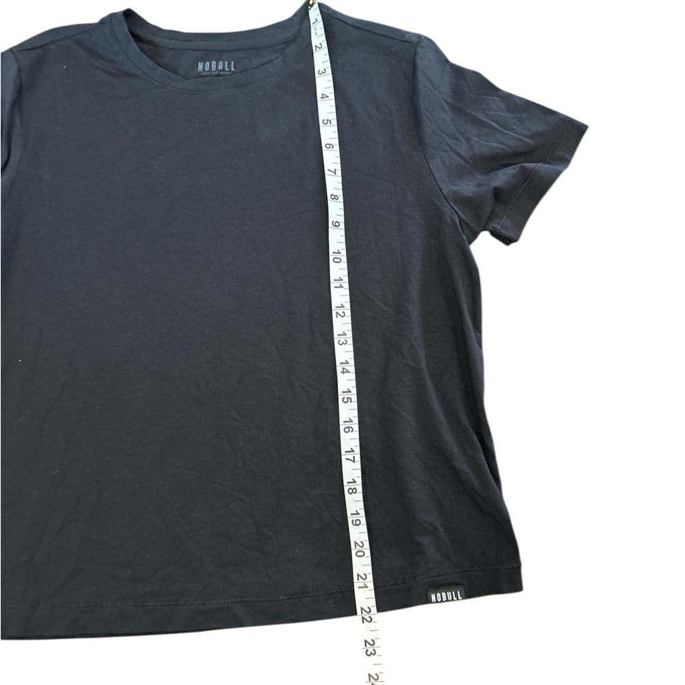NOBULL Women’s Size Medium‎ Short Sleeve Black Tee - Picture 3 of 5